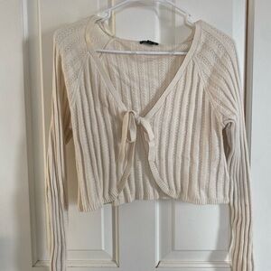 Wild Fable Cream Cropped Sweater szL